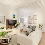 Orchidea Bianca, A 2 Bedrooms 2 Bathrooms Understated Luxury With A Welcoming Ambience * Lucca