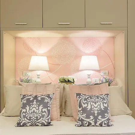 Orchidea Bianca, A 2 Bedrooms 2 Bathrooms Understated Luxury With A Welcoming Ambience Apartamento *