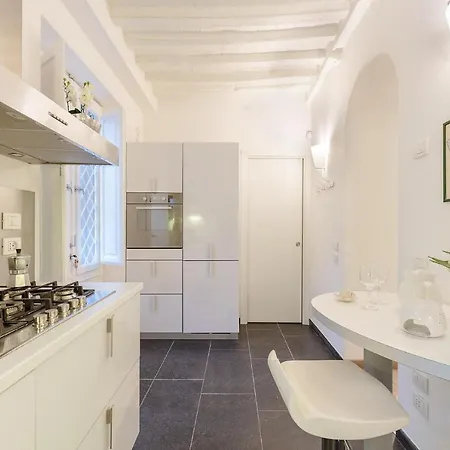Apartmán Orchidea Bianca, A 2 Bedrooms 2 Bathrooms Understated Luxury With A Welcoming Ambience