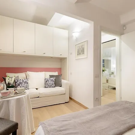Orchidea Bianca, A 2 Bedrooms 2 Bathrooms Understated Luxury With A Welcoming Ambience Apartmán Lucca